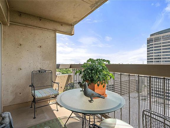 5th image of 2510 Grand Boulevard Blvd #2401
