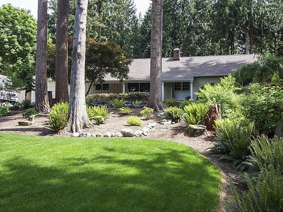 2nd image of 6528 227th Ave NE