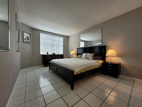 4th image of 1985 S Ocean Dr APT 2N