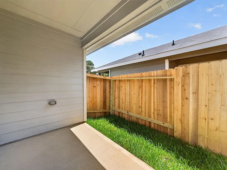 11943 Detar Ct — Photo 36