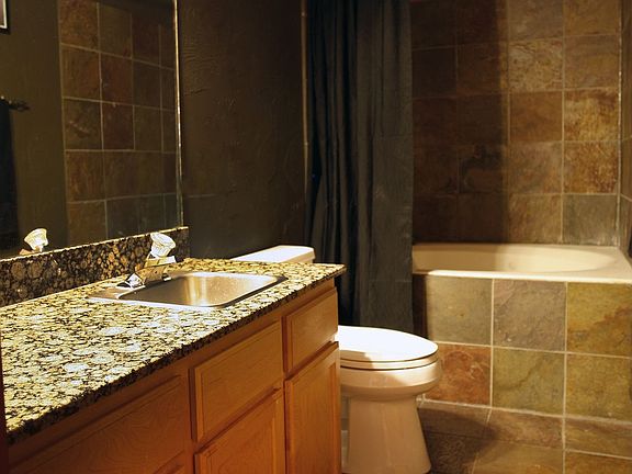 4th image of 327 W 200 S APT 407