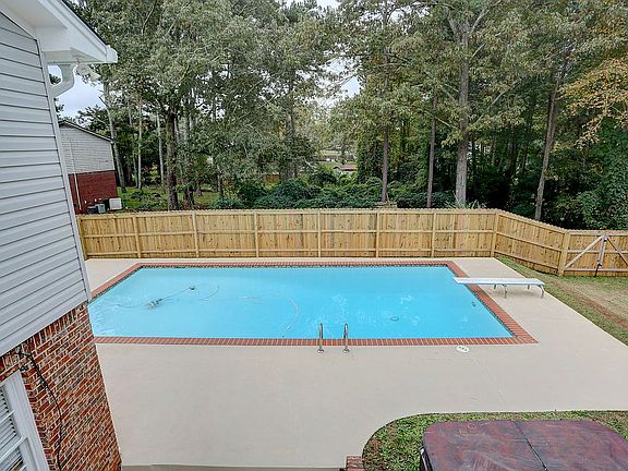 3rd image of 2750 Bethesda Ct