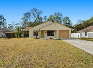 21174 SW Peach Blossom St, Dunnellon, FL 34431