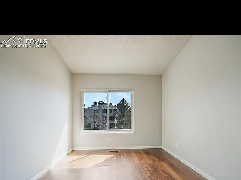 3656 Iguana Dr — Photo 10