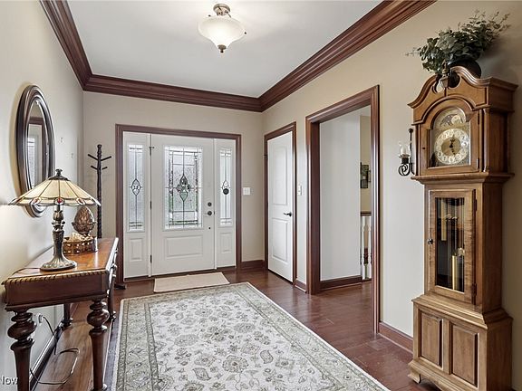 4th image of 491 Hidden Pond Dr