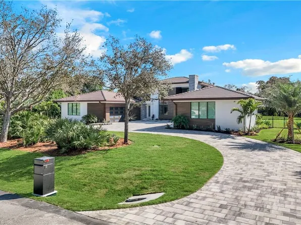 18 Caribbean RD, NAPLES, FL 34108