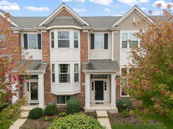 28W068 Shelburne Farms Dr, Winfield, IL 60190