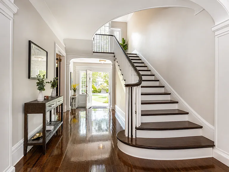 263 Tillou Rd — Photo 3