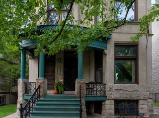 1416 W Cuyler Ave, Chicago, IL 60613
