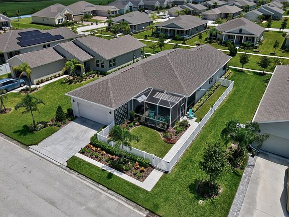 3rd image of 1470 Mulligan Dr