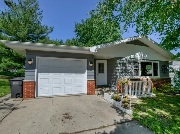 522 N Madison St, Stoughton, WI 53589