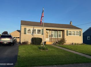 304 Chestnut St, Montoursville, PA 17754