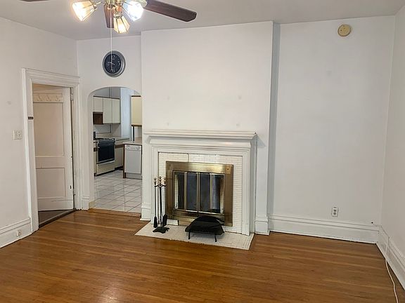 4th image of 5740 Elmer St #E3