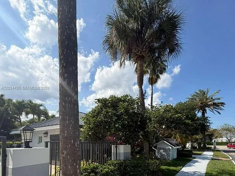 7610 Westwood Dr #122 — Photo 33