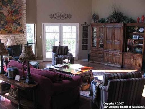 3rd image of 206 HUNTERS BRANCH