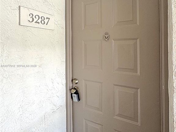4th image of 3287 Coral Lake Dr #3287