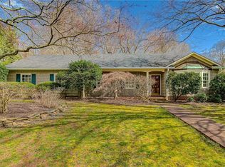 401 Friar Tuck Rd, Winston Salem, NC 27104