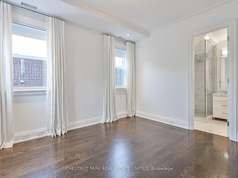 16 Scarth Rd #1 — Photo 29