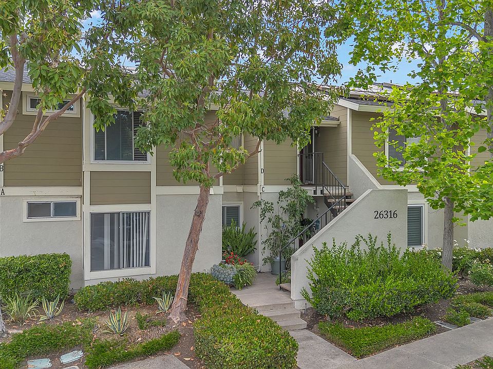 1st image of 26316 Los Viveros APT F