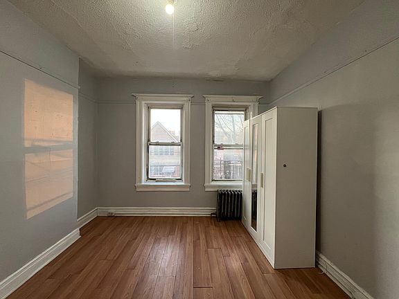3rd image of 104 Belmont Ave #3E