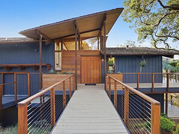 2nd image of 21476 Sarahills Ct