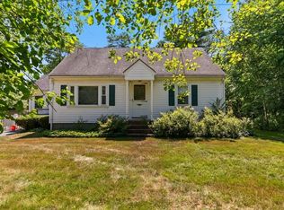 12 Standley St, Beverly, MA 01915