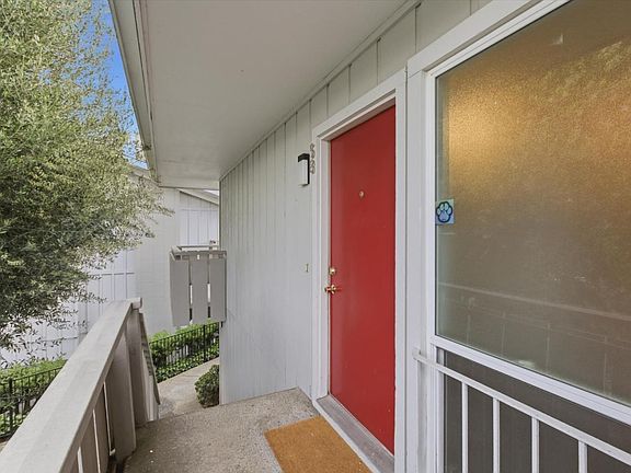 3rd image of 255 S Rengstorff Ave APT 58
