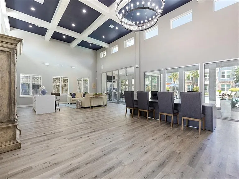 Delray Apartments — Photo 16