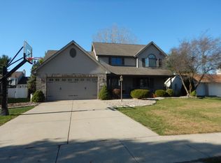 7526 Dove Dr, Schererville, IN