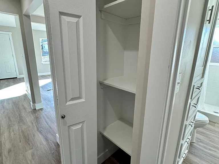 2925 Madison Ave — Photo 31
