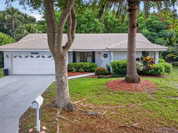 10873 NW 10th Place, Coral Springs, FL 33071