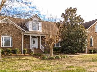 1255 Owens Rd, Greer, SC 29651