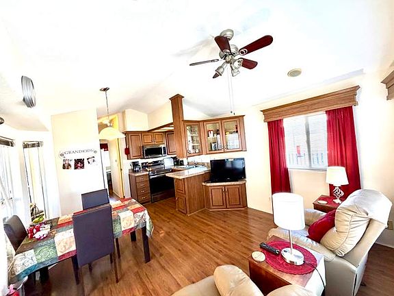 4th image of 10442 N Frontage Rd #392