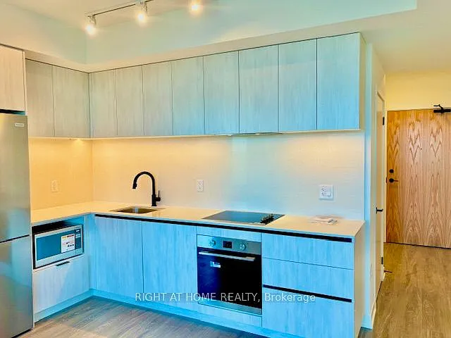 2495 Eglinton Ave W #1202 — Photo 6