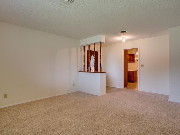 2825 Sage Dr, Enid, OK 73701 | MLS #20230606 | Zillow