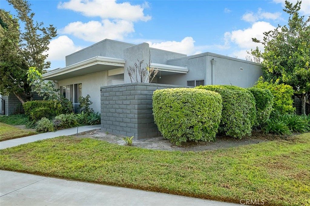 2126 Via Puerta UNIT E, Laguna Woods, CA 92637 MLS OC23102076 Zillow