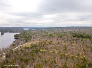 9 Westwood Rd, Gray, ME 04039
