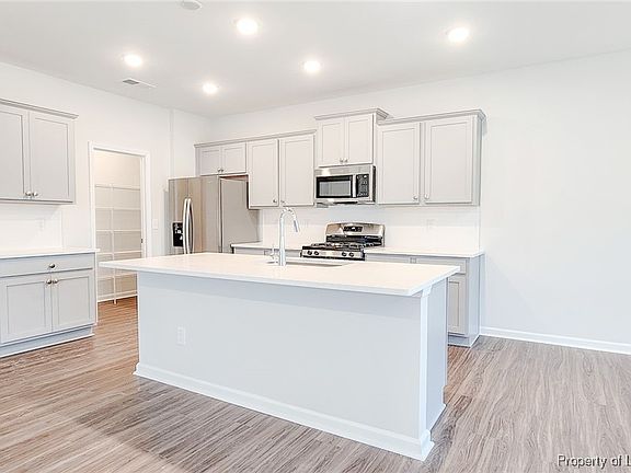 5th image of 4202 Bryson Dr