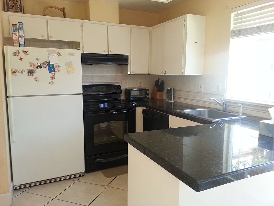 1st image of 2399 Niemeyer Ct
