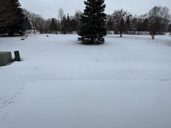 4th image of 1928 Vierling Dr E