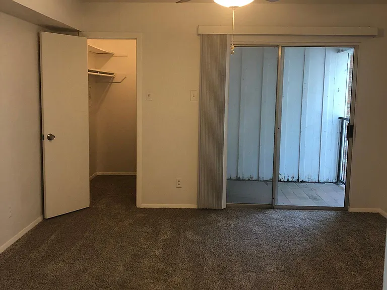 4707 McKinney Ave — Photo 12