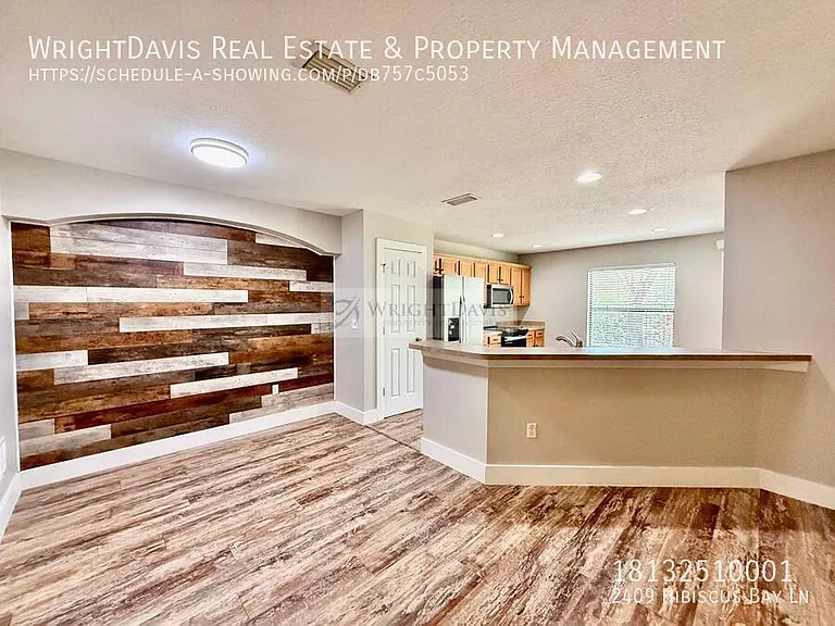 2409 Hibiscus Bay Ln — Photo 11