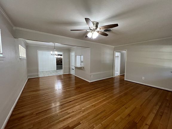 2nd image of 101 Palm Ln