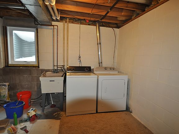 2nd image of 9038 Hampshire Ave N