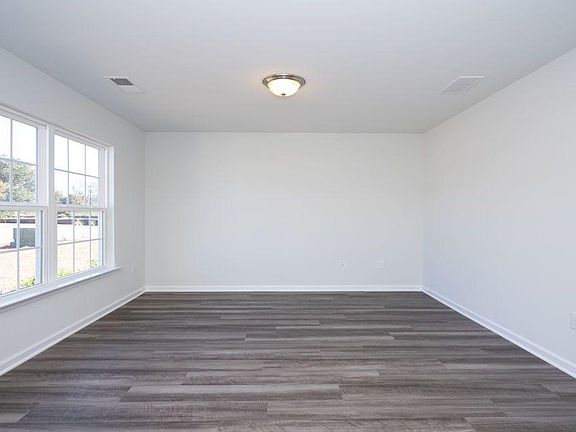 4th image of 345 Bering Ln