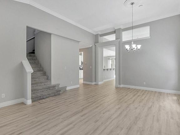 2nd image of 1522 Vinewood Way #1