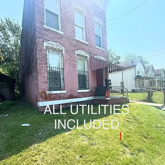 Building Photo - 1322 N Michigan St #4