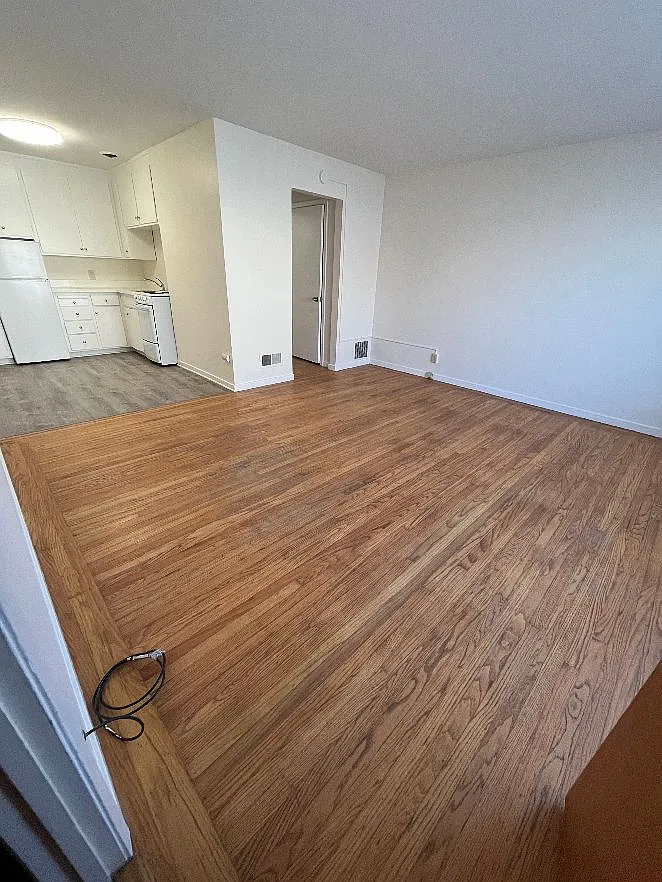 Studio, 350 sqft, $2,195 — Photo 1
