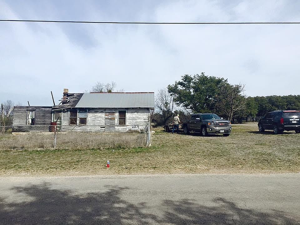 2nd image of 409 Avenue D