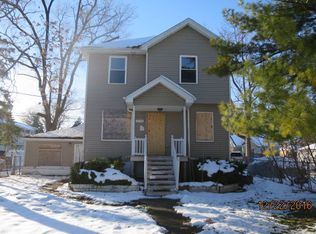 2040 S 13th Ave, Broadview, IL 60155